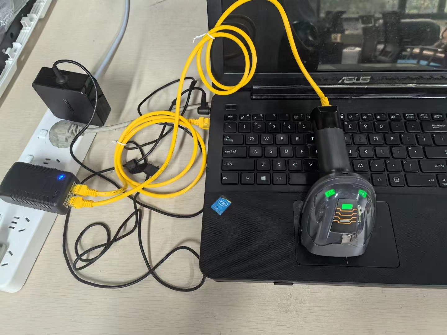網口掃碼槍，支持POE供電，一根網線解決供電和通信.jpg